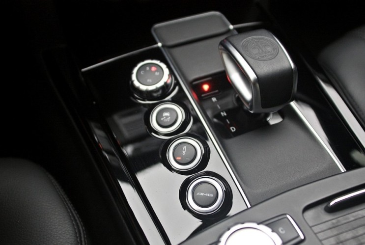 벤츠 뉴 E클래스 E63 AMG