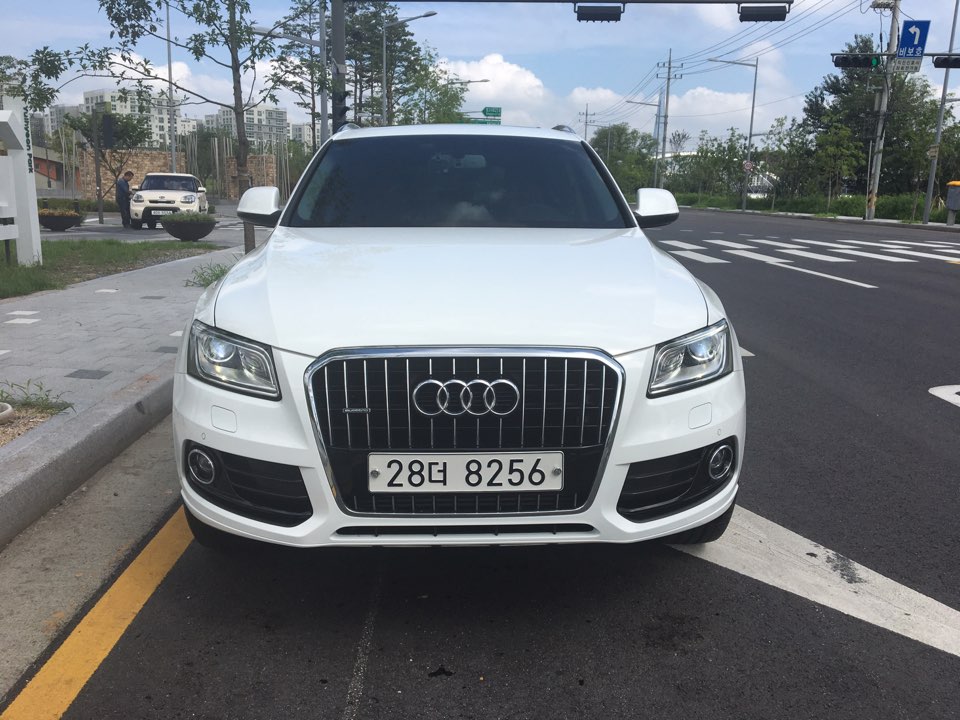 아우디 Q5 2.0 TDI 콰트로 다이나믹